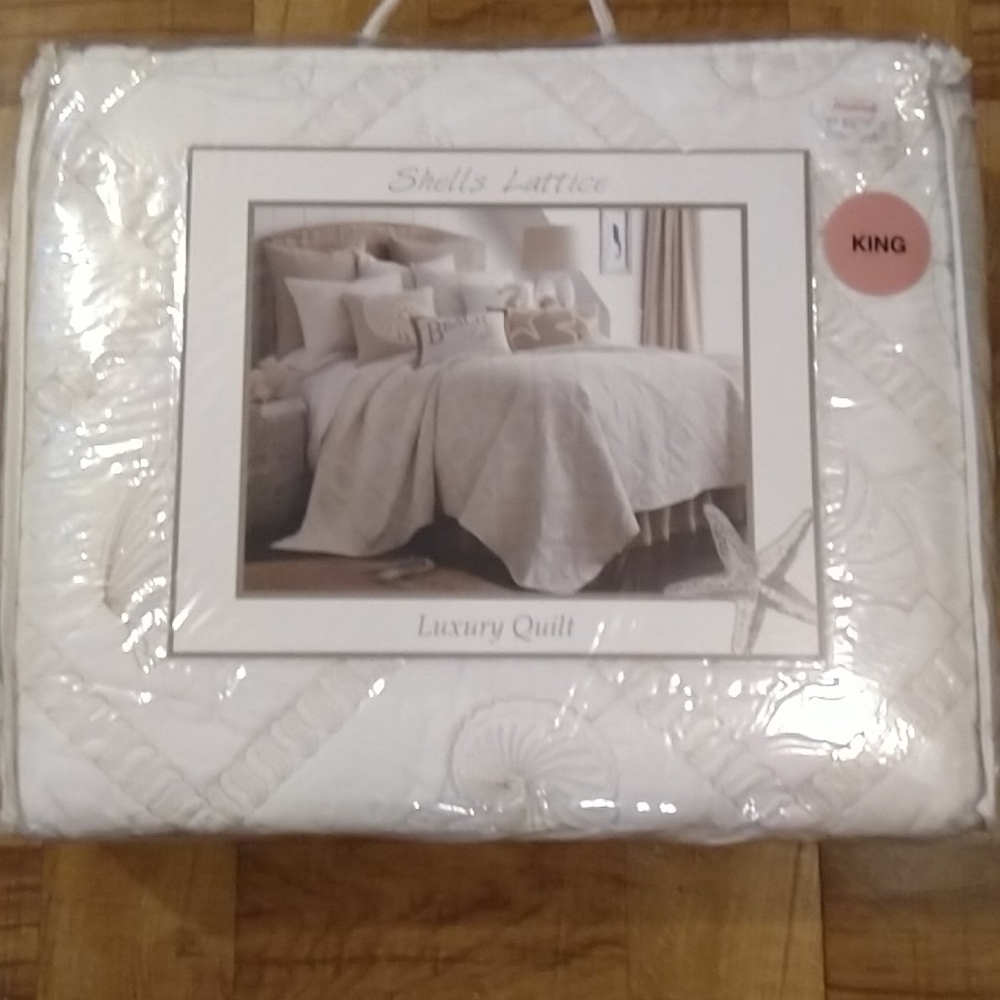 Shells lattice king size quilt